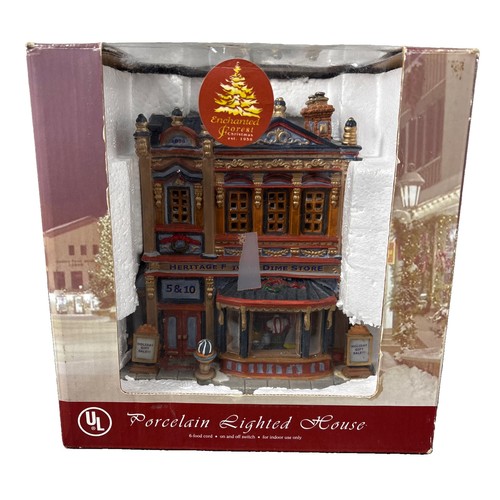 Lemax village collection - lemax,